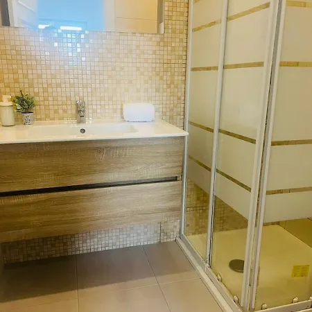 Casa Douro Ponte D Luis Com 3 Quartos 加亚新城