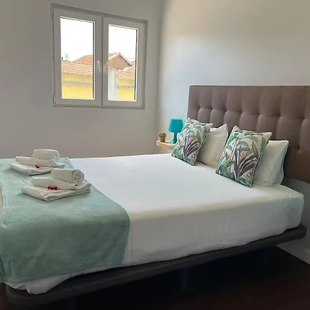 Casa Douro Ponte D Luis Com 3 Quartos 加亚新城